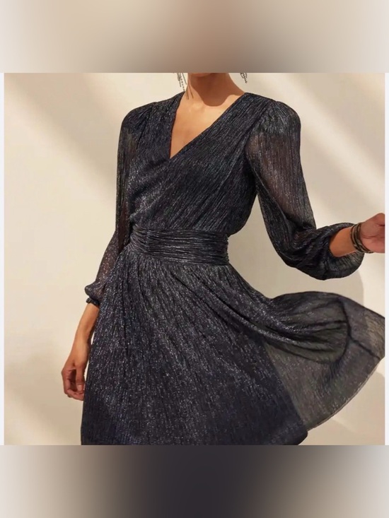 White House Black Market Dresses & Skirts - WHBM Shimmery Navy Blue Long Sleeve Dress
